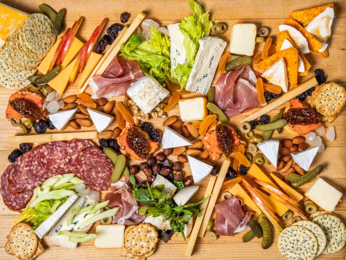 A Beautiful Cheese Board Doesn’t Need to Break the Bank A Beautiful Cheese Board Doesn't Need to Break the Bank