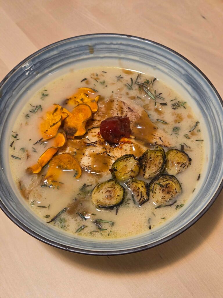 Shichimenchokotsu: Thanksgiving Leftovers Ramen Shichimenchokotsu: Thanksgiving Leftovers Ramen