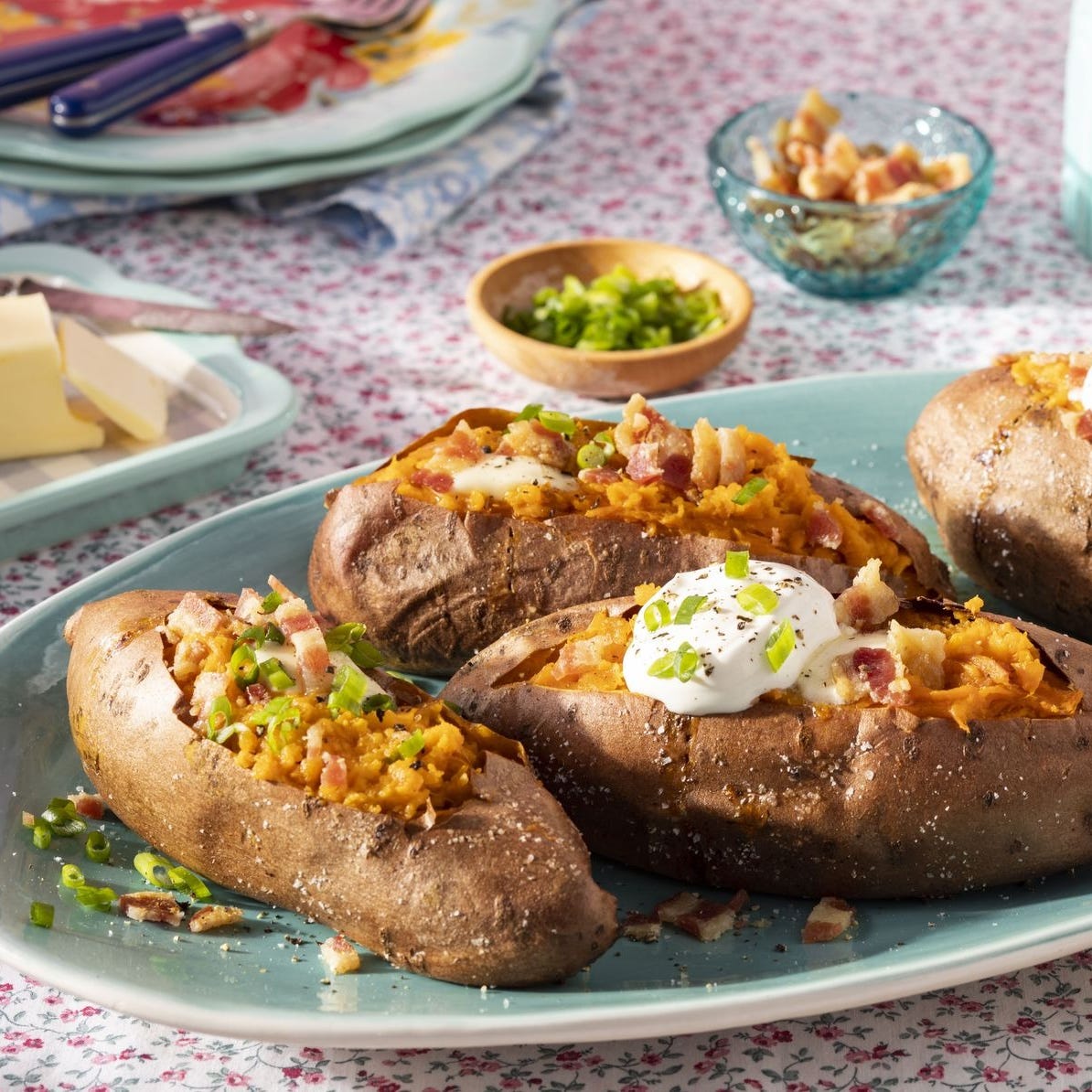 healthy thanksgiving baked sweet potatoes
