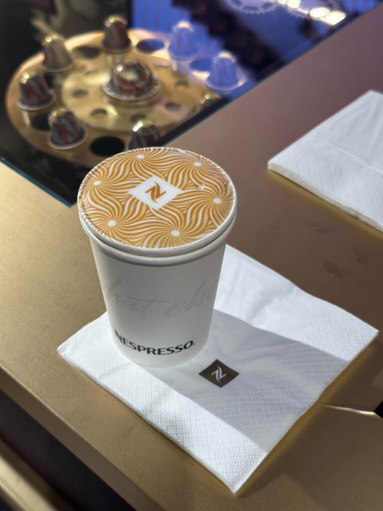 the iced honey almond hibiscus latte is SO good!