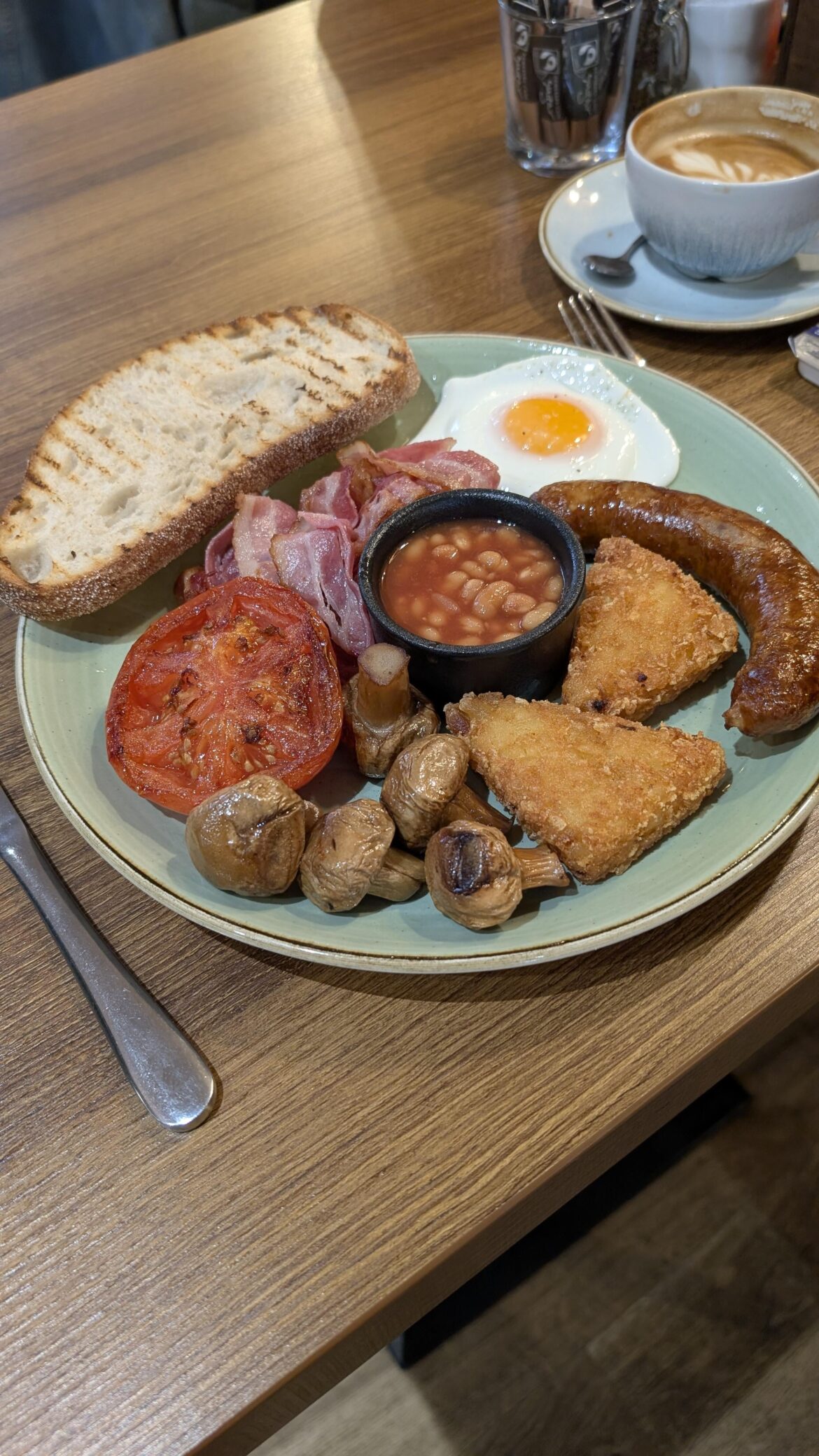 Tulip Lounge, Norton, £12.50