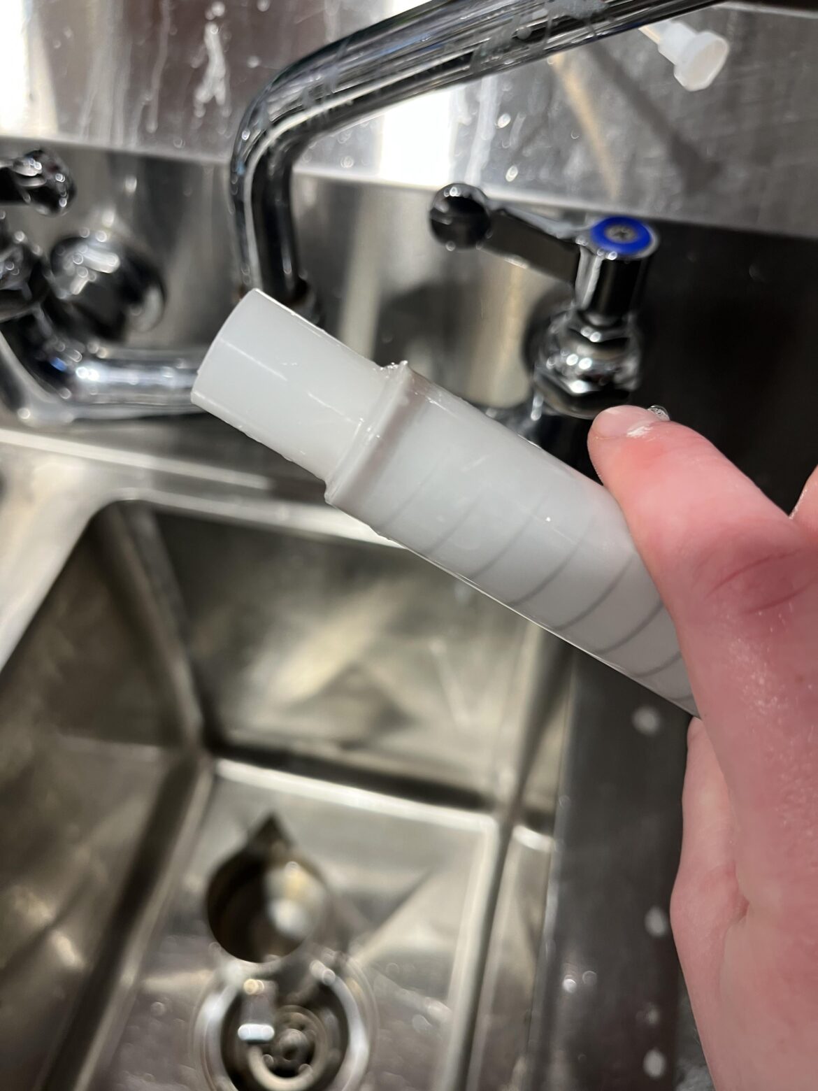 How do you clean chocolate sauce pumps???