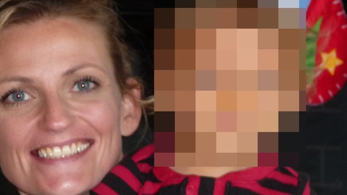 I was so addicted to wine I drank pregnant – what I did next haunts me I was so addicted to wine I drank pregnant - what I did next haunts me