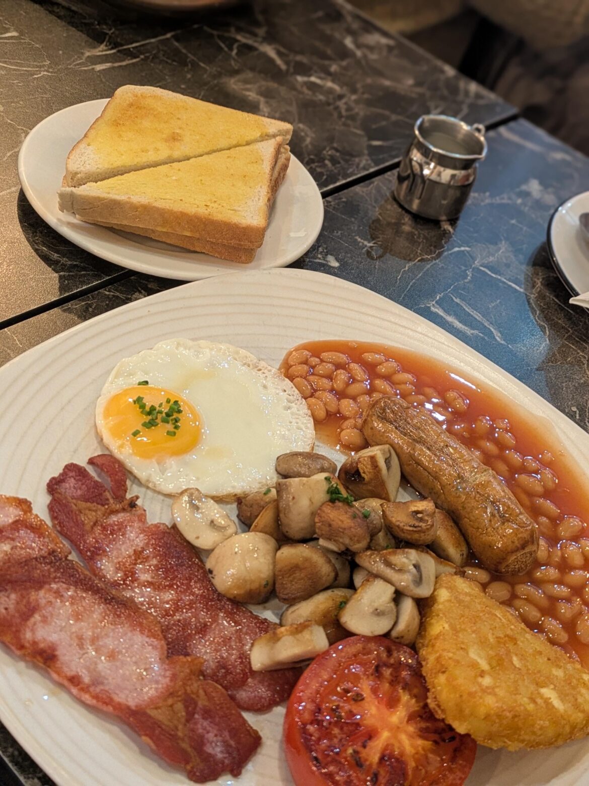 Capadoccia Cafe, Kings-X, £14