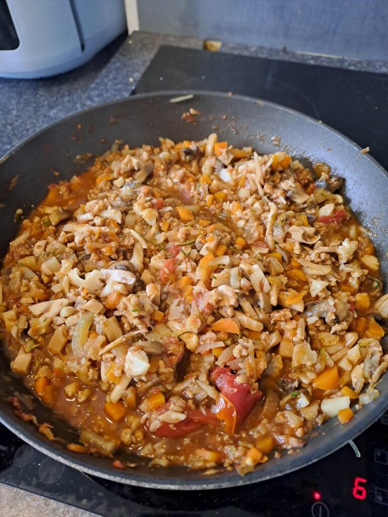 Almost 2kg of "mince" for 640 calories