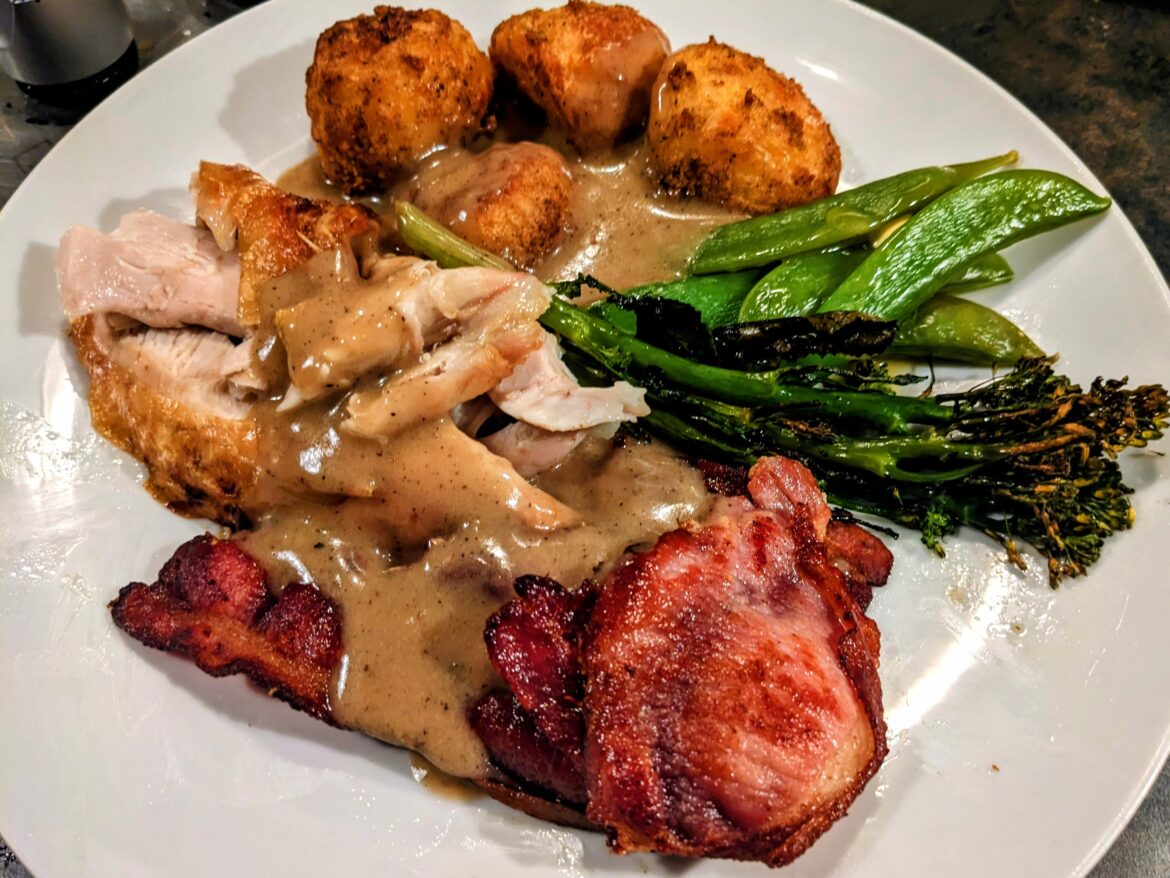 Had my roast dinner on a Saturday and added bacon because I'm a maniac