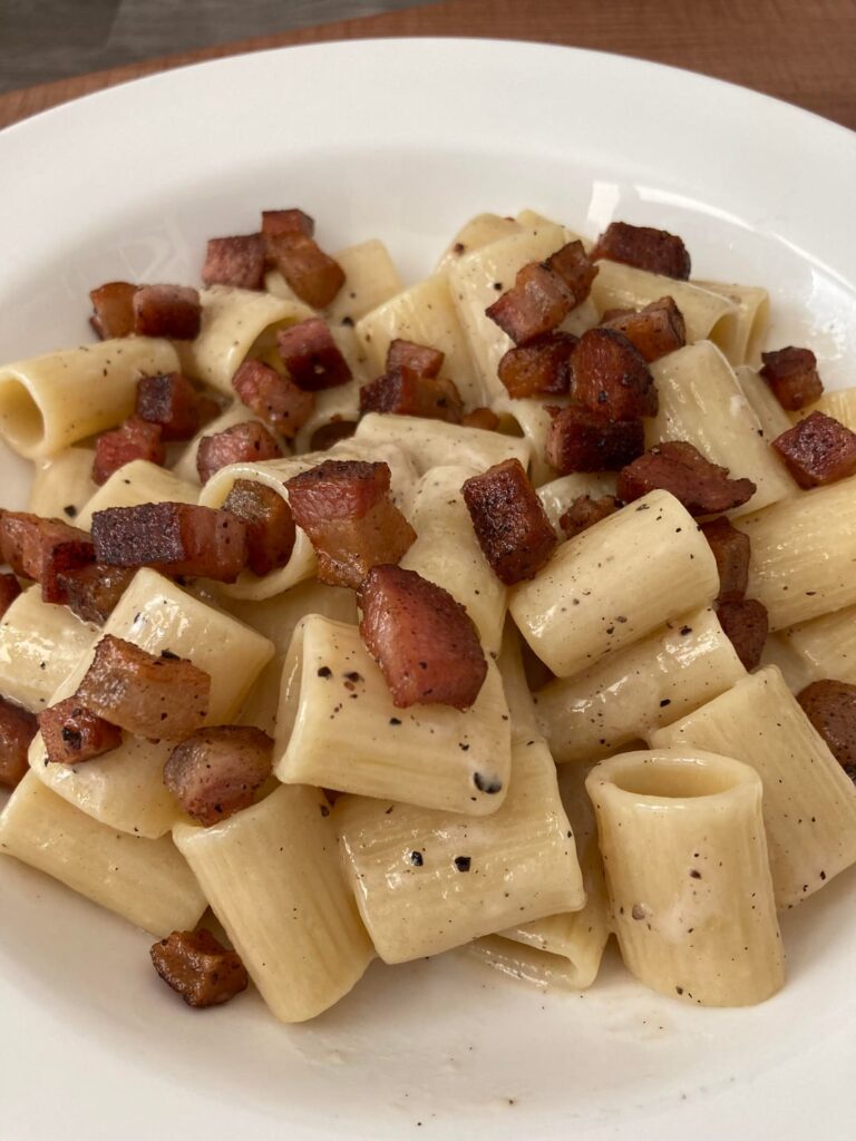 Mezzi rigatoni alla gricia with homemade guanciale
