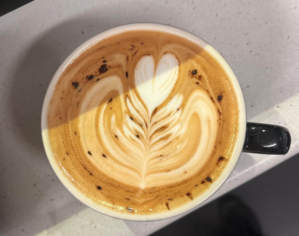 Asking Advice - Tips to improve my latte art? ☕️