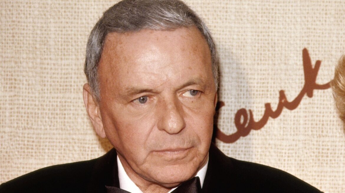 The Pungent Ingredient Frank Sinatra Couldn’t Stomach The Pungent Ingredient Frank Sinatra Couldn't Stomach