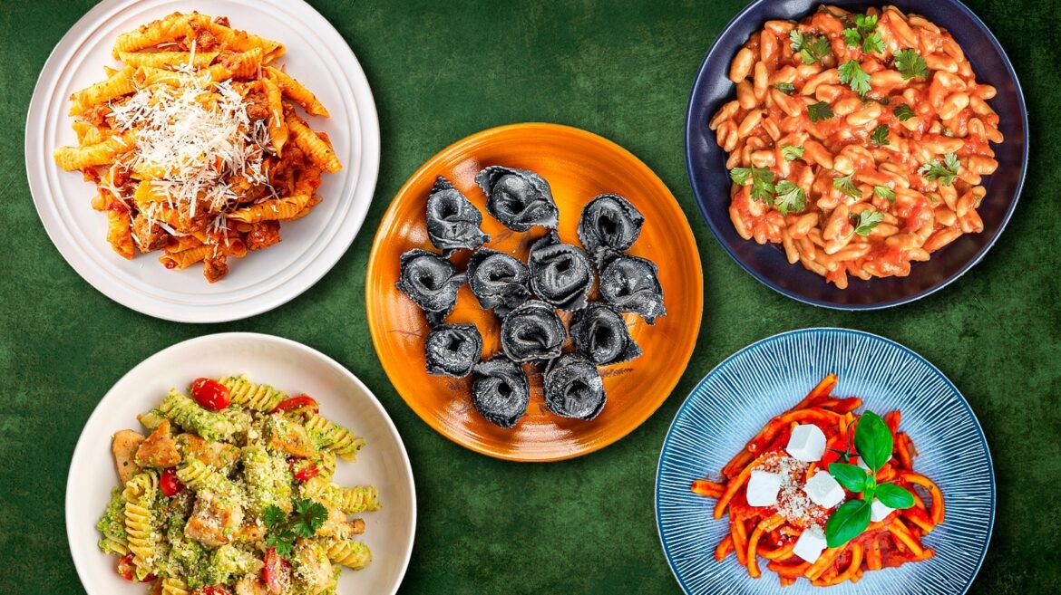 14 Pasta Shapes You’ll Never Find At Olive Garden (But Every Italian Knows) 14 Pasta Shapes You'll Never Find At Olive Garden (But Every Italian Knows)
