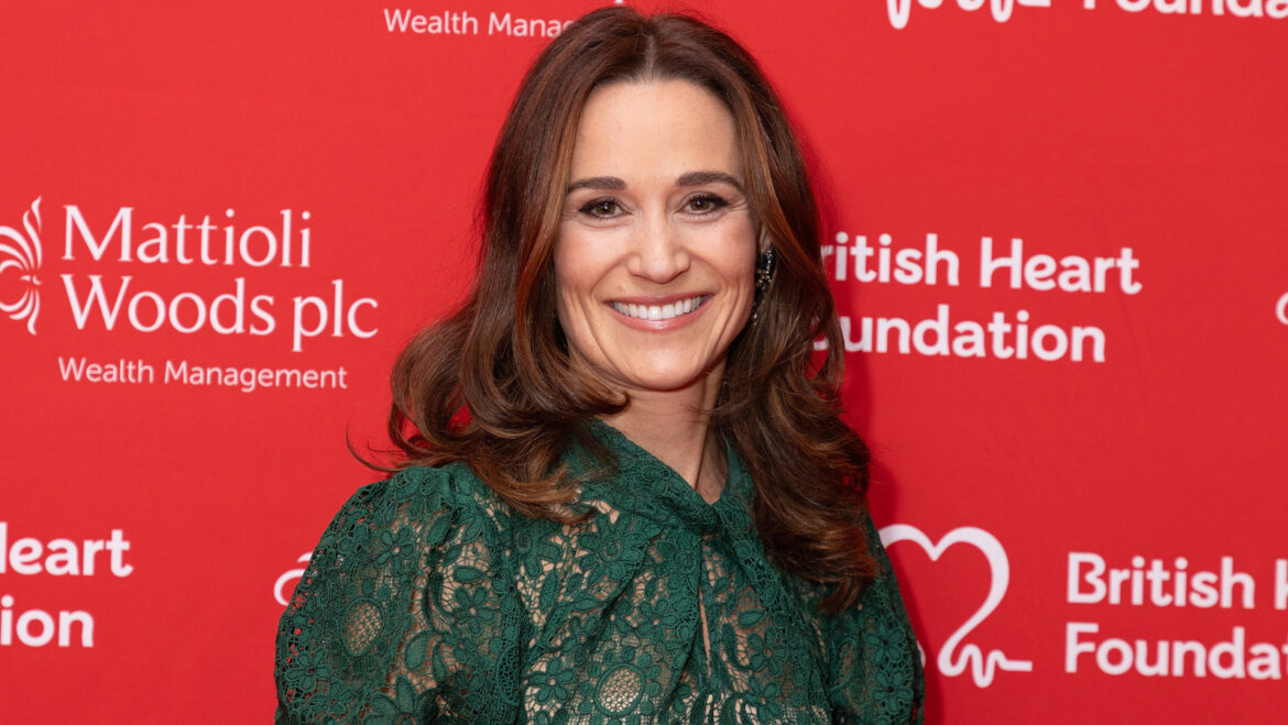 Side-By-Side Pics Of Pippa Middleton Prove She's Aging Like Fine Wine