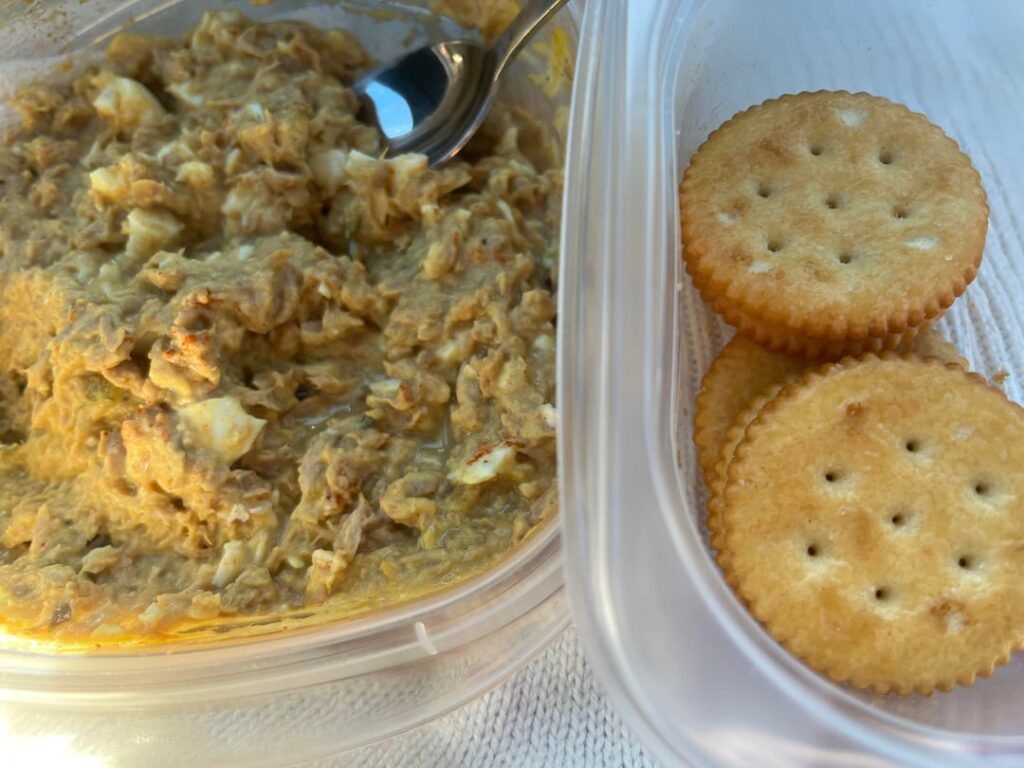 Big bowl of tuna salad with 10 crackers :-) 570 cal 46g protein