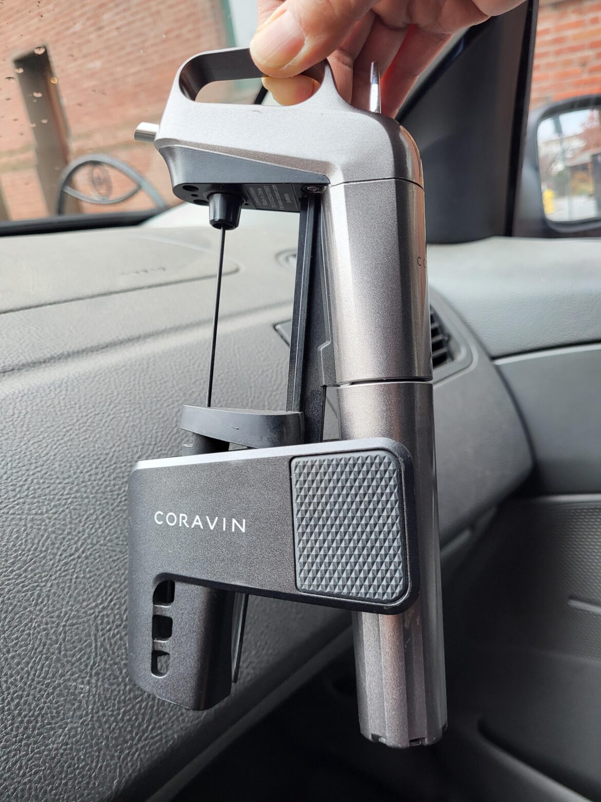 I found a Coravin! Thrift find for $9