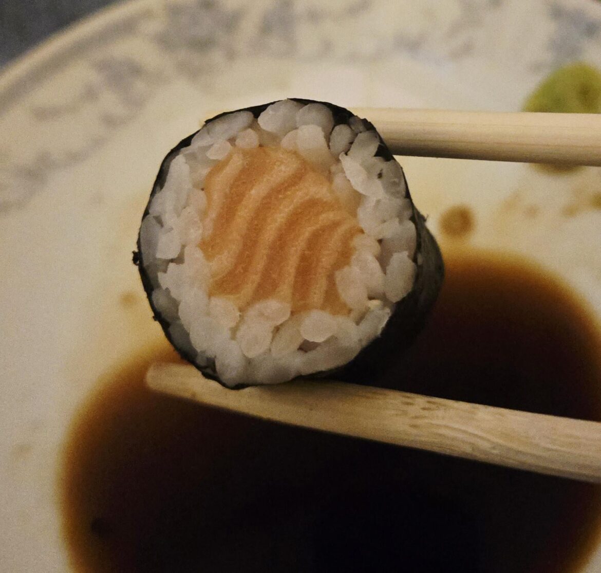 Rate my maki (homemade sushi round 3)