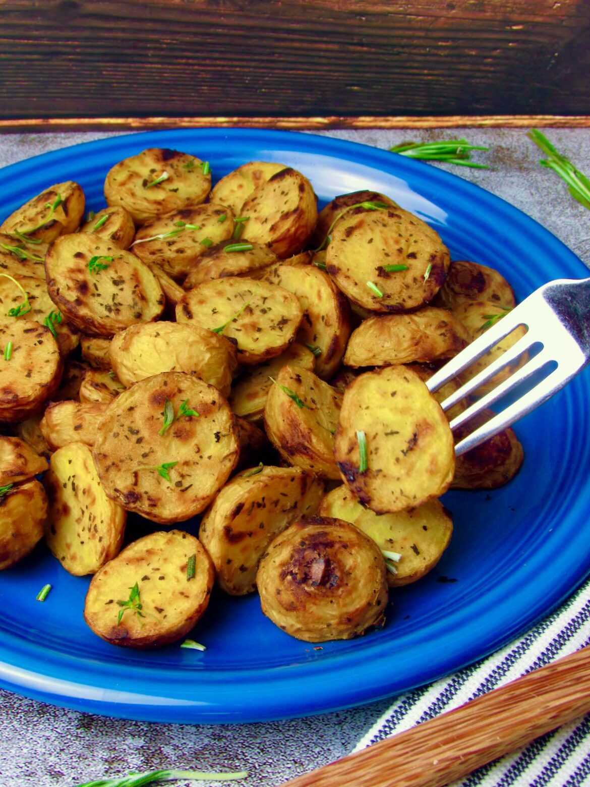 Crispy Lemon Roasted Potatoes