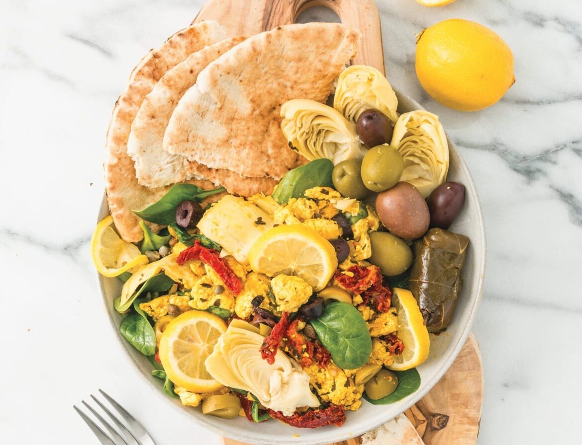 Mediterranean Tofu Scramble [Vegan] – One Green Planet