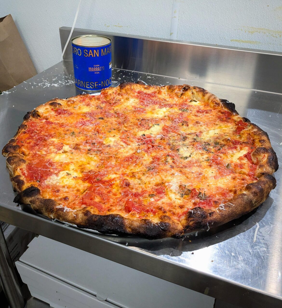 U/urkmcgurk dropped me off a can of Casa Marrazzo tomatoes to try. I put it on this pie. Love this community.