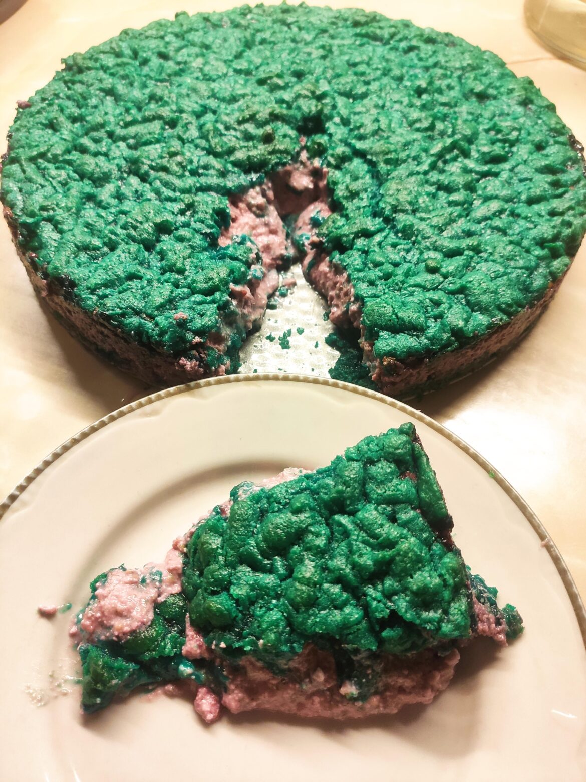 I was in the mood to cook something crazy colorful 🐽🦕