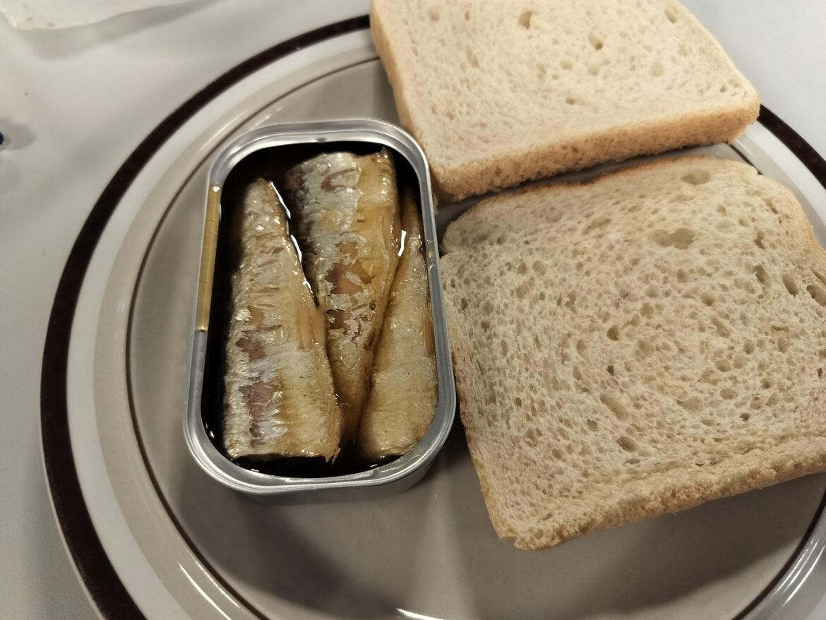 Sardines and bread