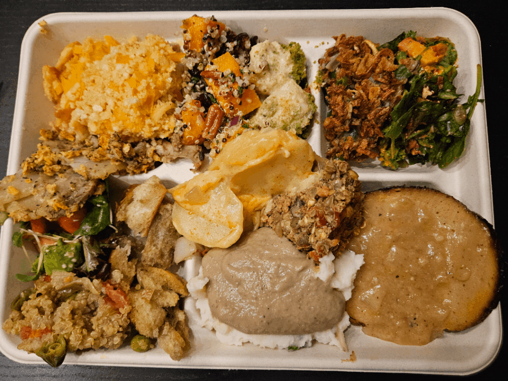 Vegan Friendsgiving 💚