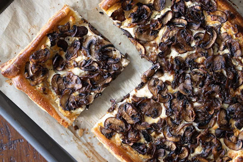 mushroom goat cheese tart