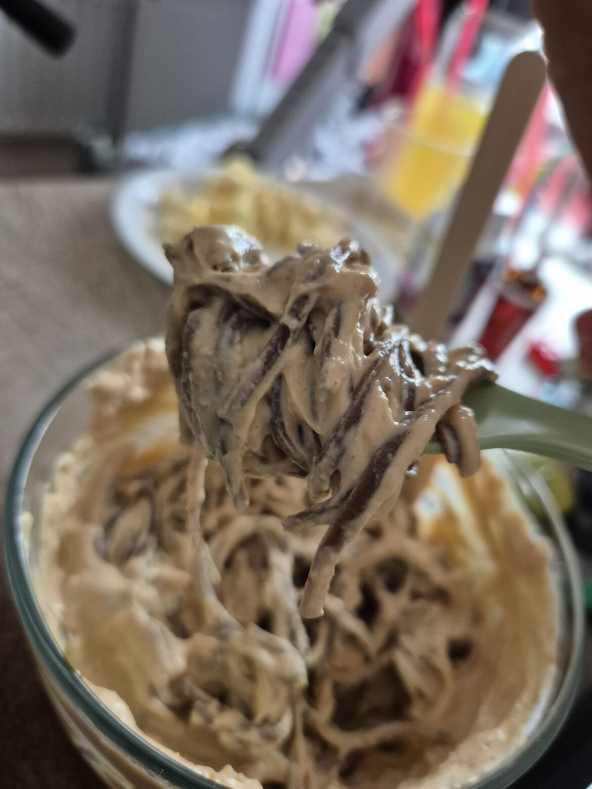 Another skyr win! Mix it w pb fit and u got urself a creamy pb noodle sauce with 57g protein!