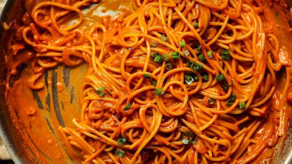 A photo of Molinaro’s vodka pasta made with gochujang (thekoreanvegan.com)