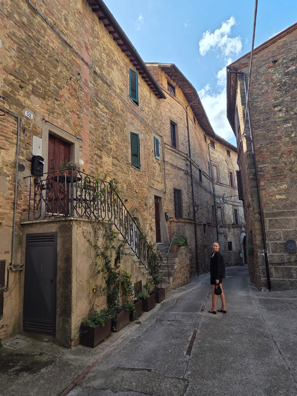nikki exploring panicale