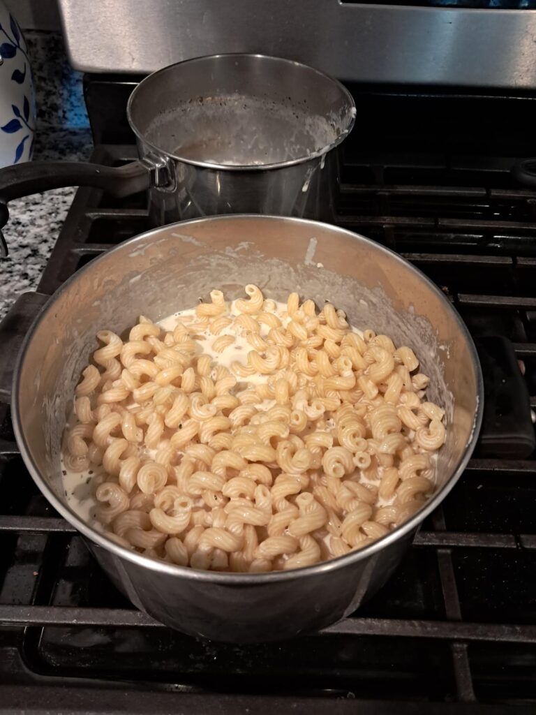 IM SO FUCKING FULL OF DAIRY. I JUST ATE A LIFETIME OF MILK FROM ONE COW