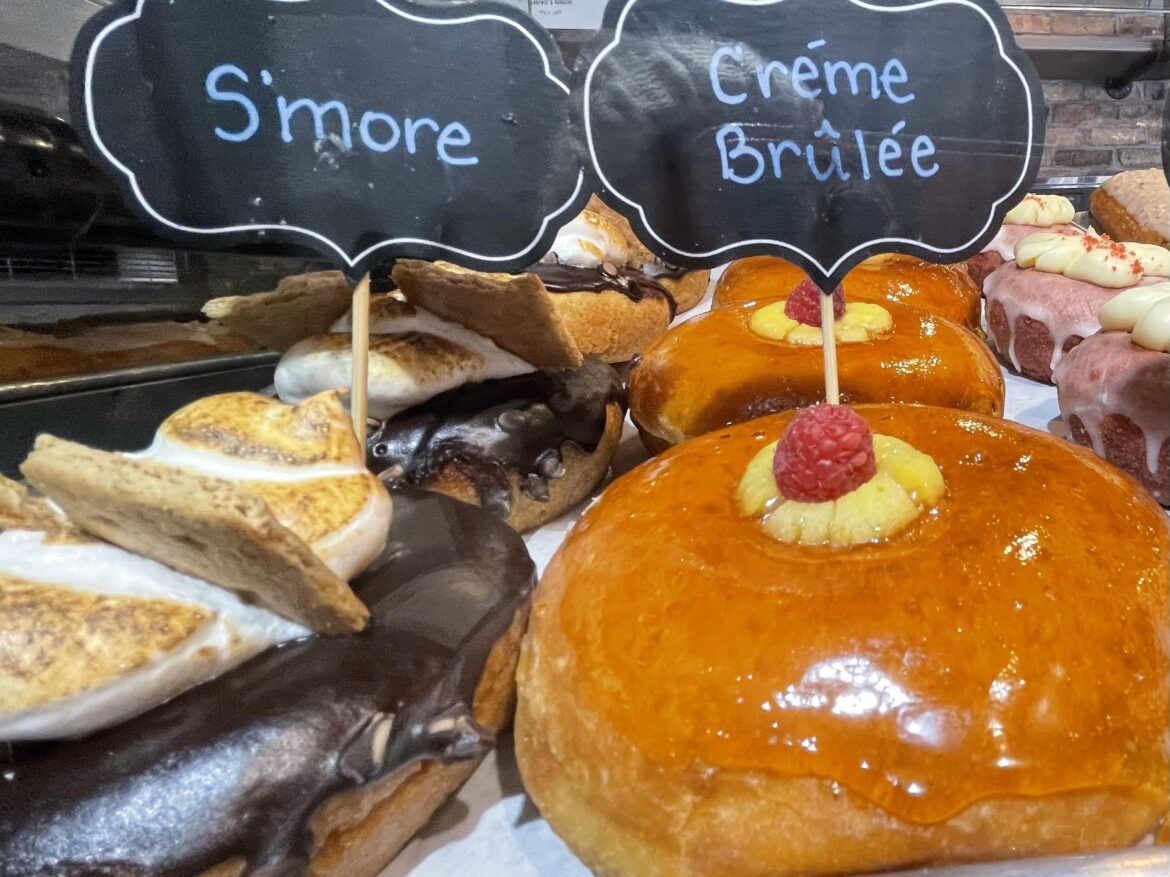 Joe Donut ➡️ crème brûlée donut / doughnut