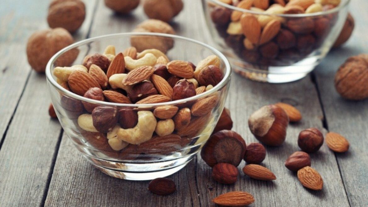 How eating more nuts than recommended affects your body — and how many you should really eat per day