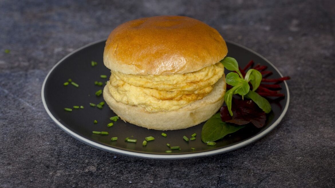 Griffiths Family Foods links up with Eureden in UK egg joint venture