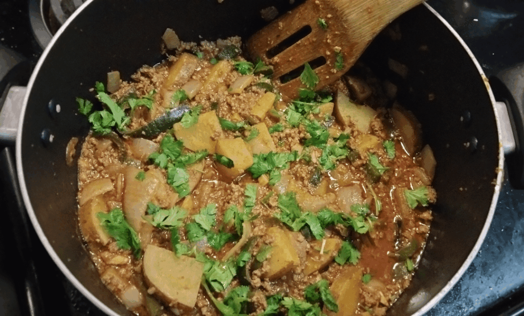 I got smashed after working a double shift on what was supposed to be my day off and made picadillo.