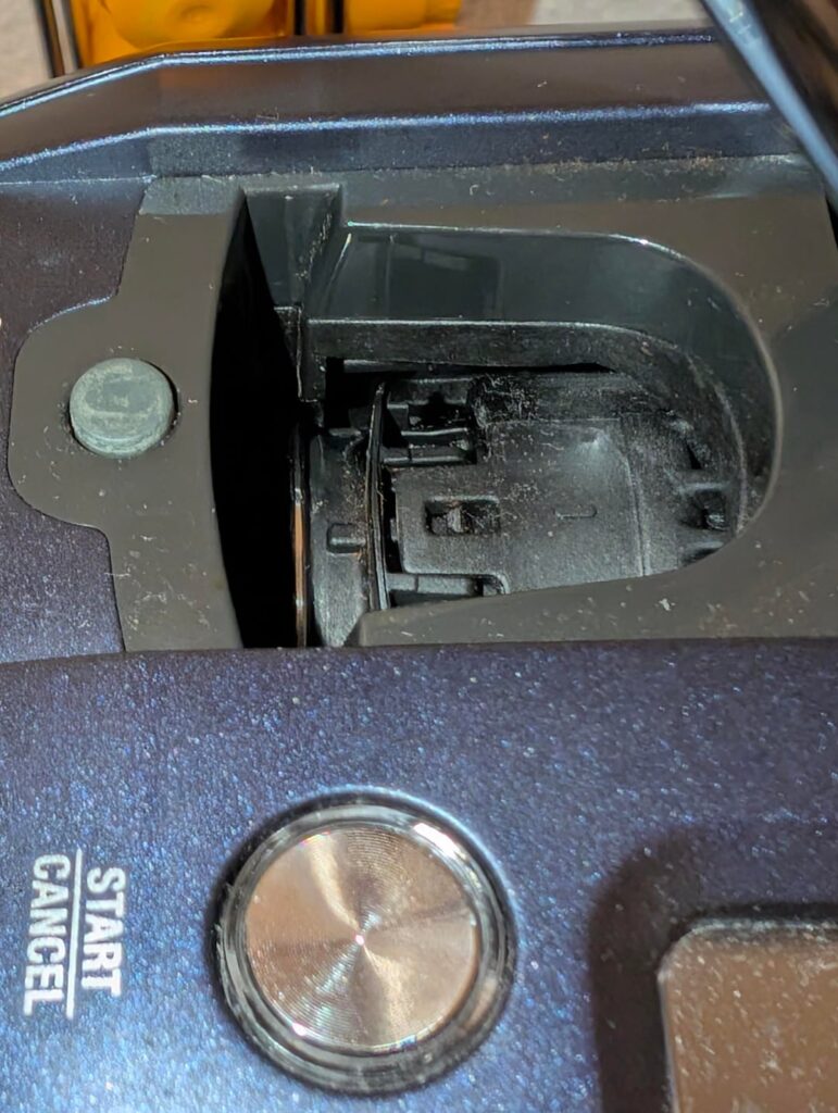 Stainless steel capsule jammed