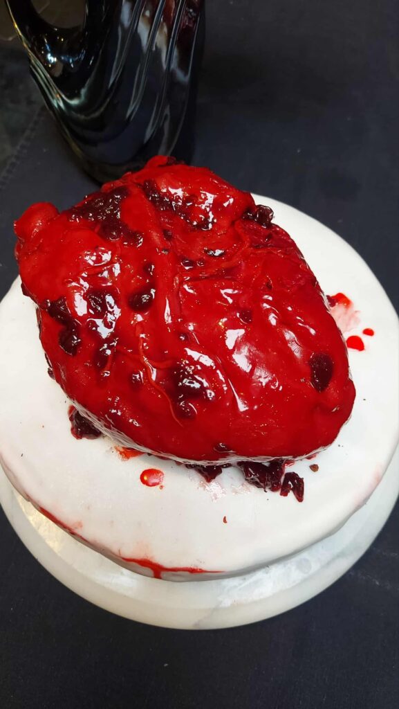 Made a cake for my own vampire-themed bday party Made a cake for my own vampire-themed bday party