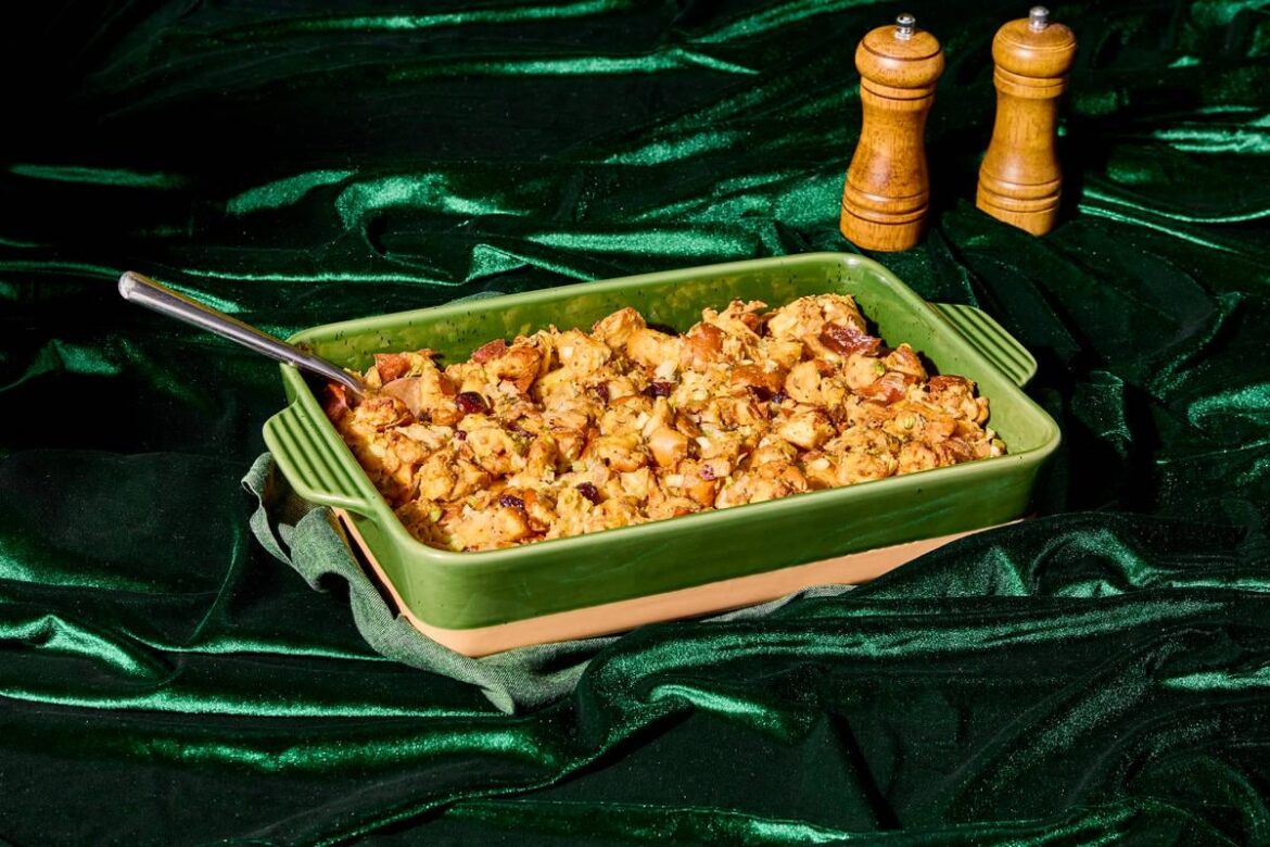 Had anyone made the Brioche Stuffing with Cranberries yet? Had anyone made the Brioche Stuffing with Cranberries yet?