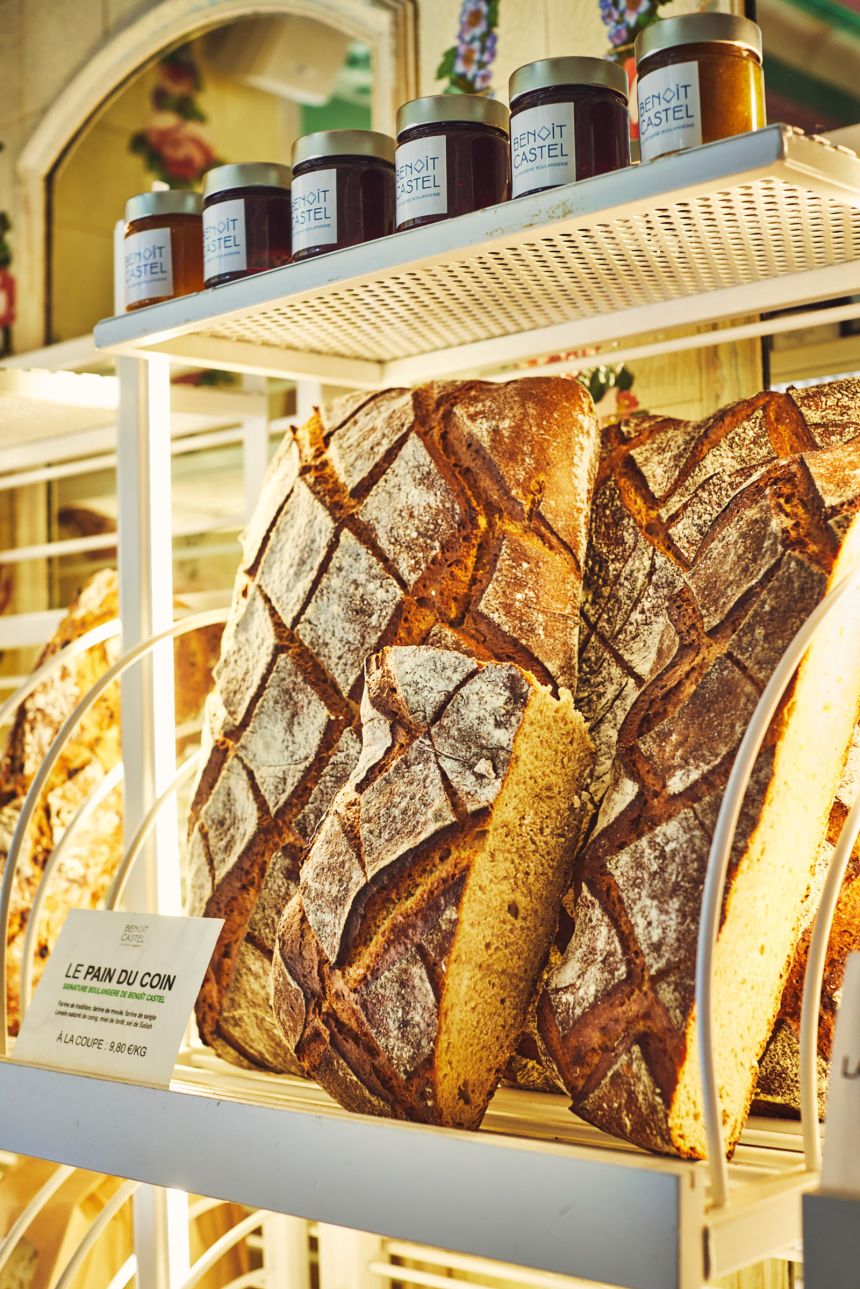 Benoît Castel's <em>pain du coin</em> reflects the modern bread movement's interest in hearty, rustic loaves.