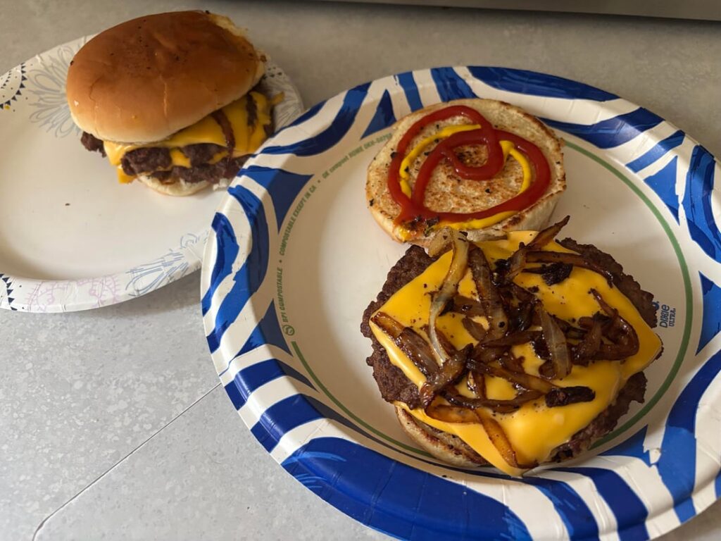 Just some quick simple homemade Burgers for my Daughter and Brother I made