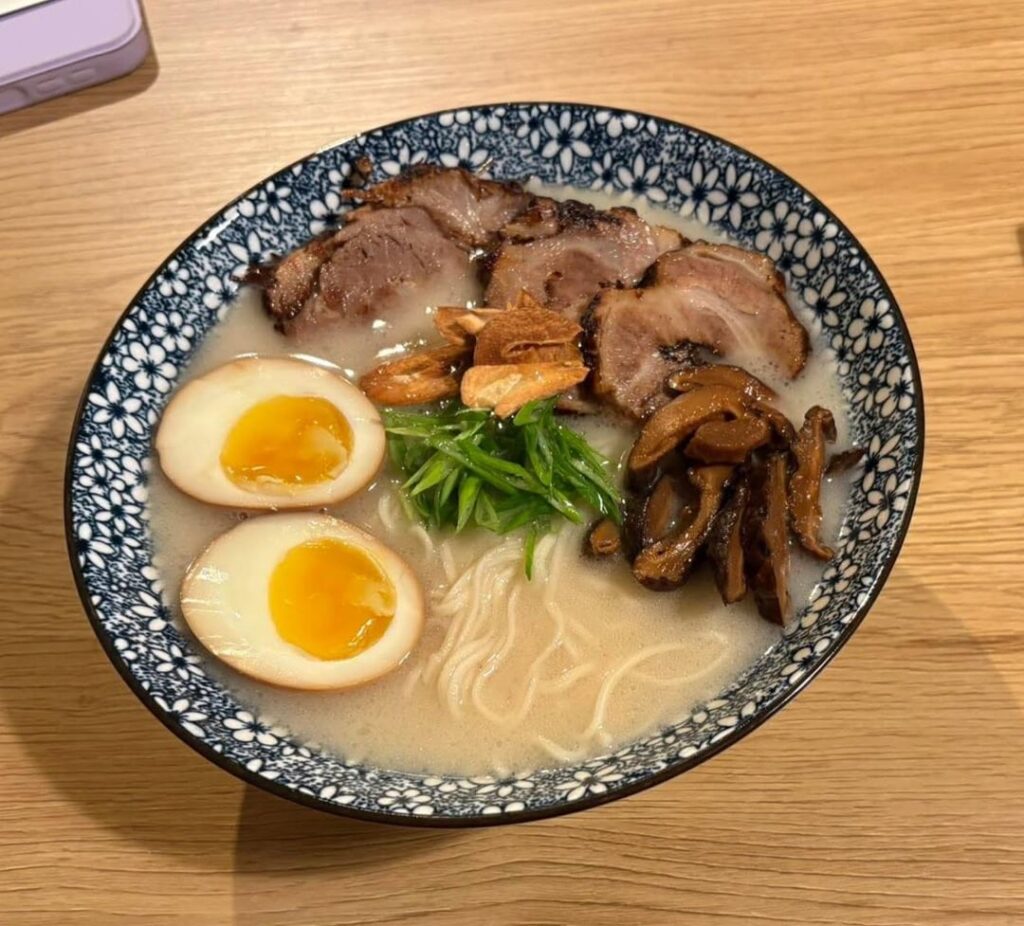 Homemade shoyu tonkotsu!