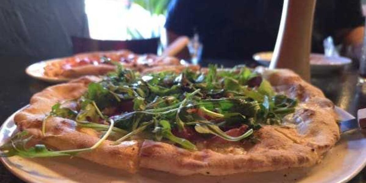 Pizzeria Sprezza slings authentic Italian pizza in Euless