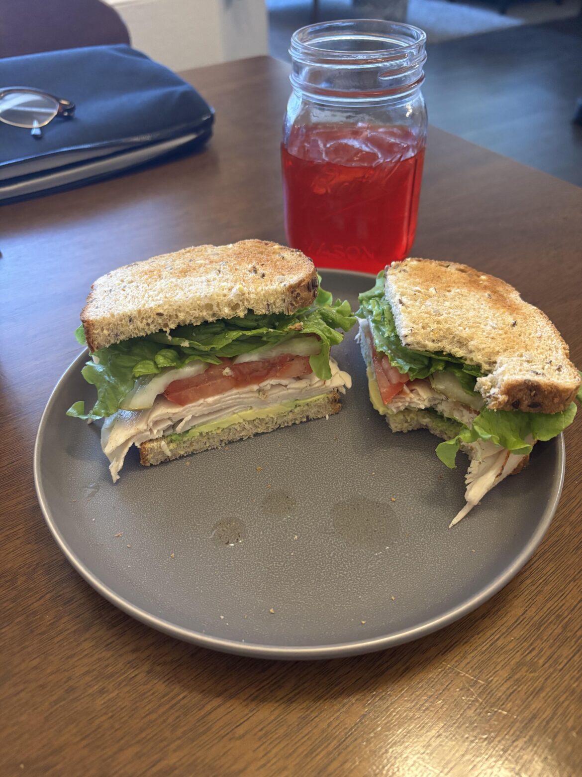 Important question for you all; do you prefer sandwhiches cut diagonally or cut down the middle?