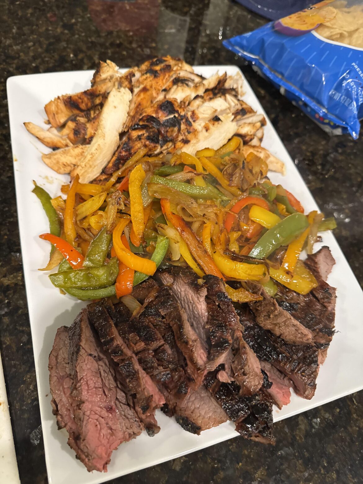 [Homemade] Fajita night, beef and chicken.