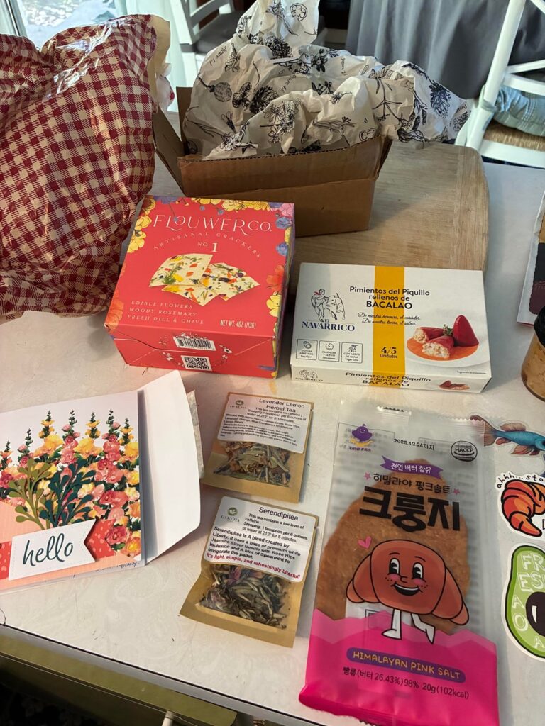 Received my fish exchange box, feels like Christmas! π π Received my fish exchange box, feels like Christmas! π π