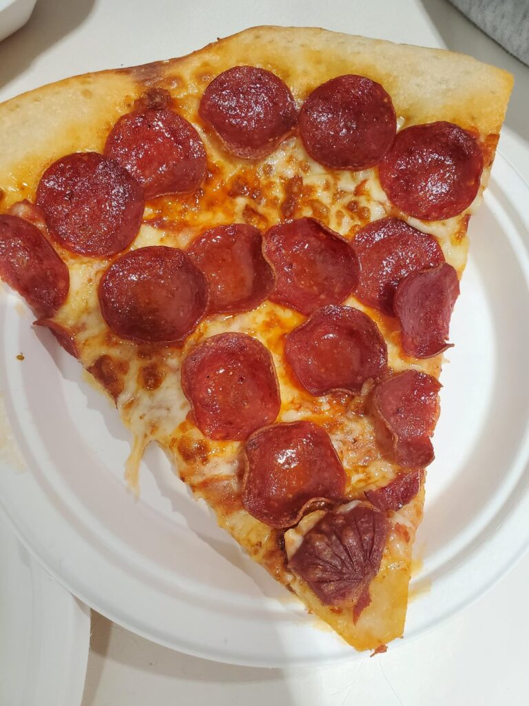Are Costco Pizza really 700 cal?