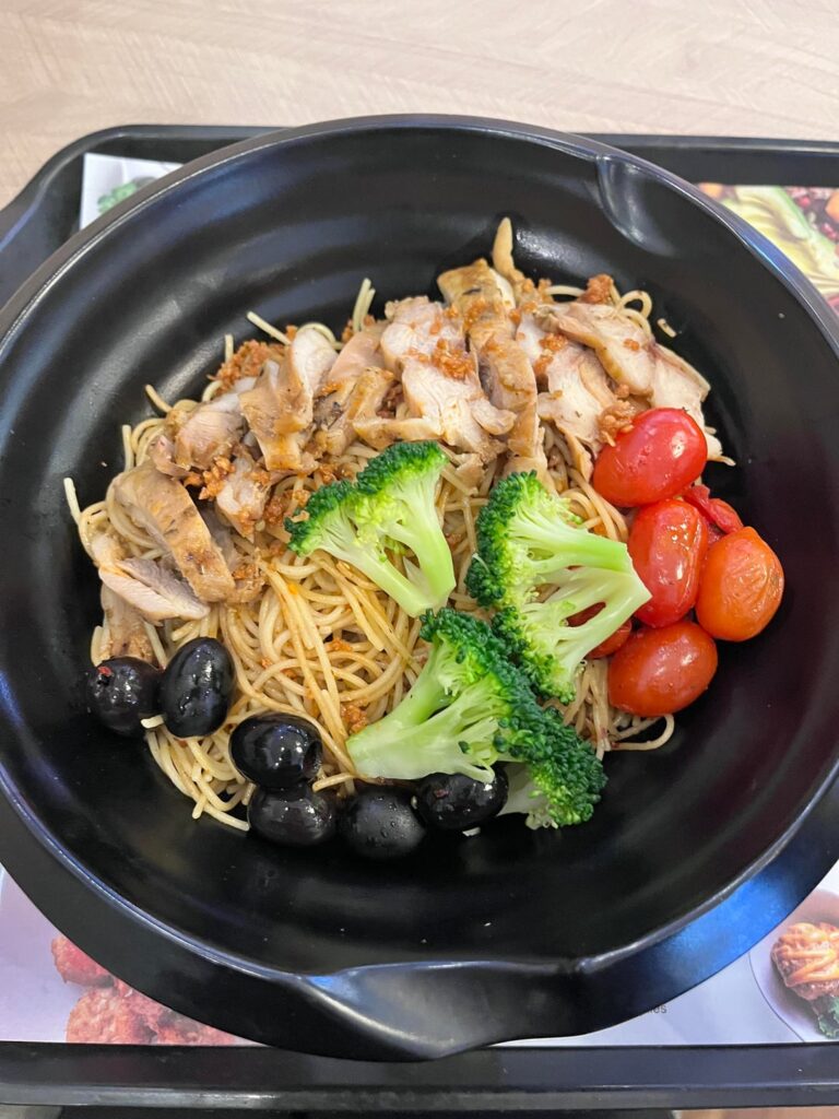 is this chicken aglio olio really 419cals