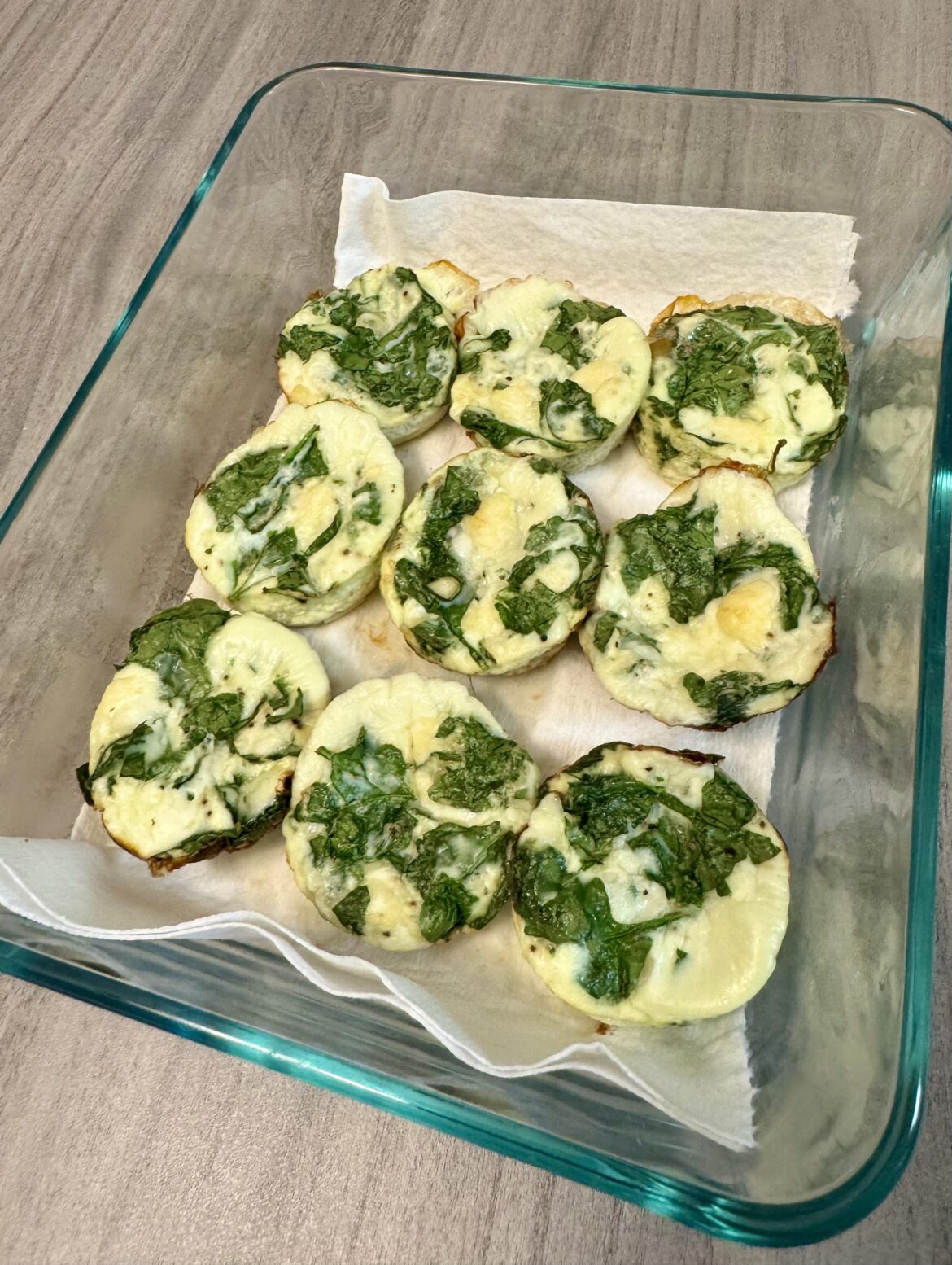Spinach Feta Egg White Bites (136 cal, 4 g fat, 18 g protein for 3 of them)