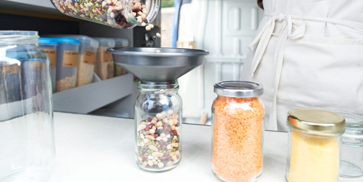 Which Is Healthier, According to Dietitians