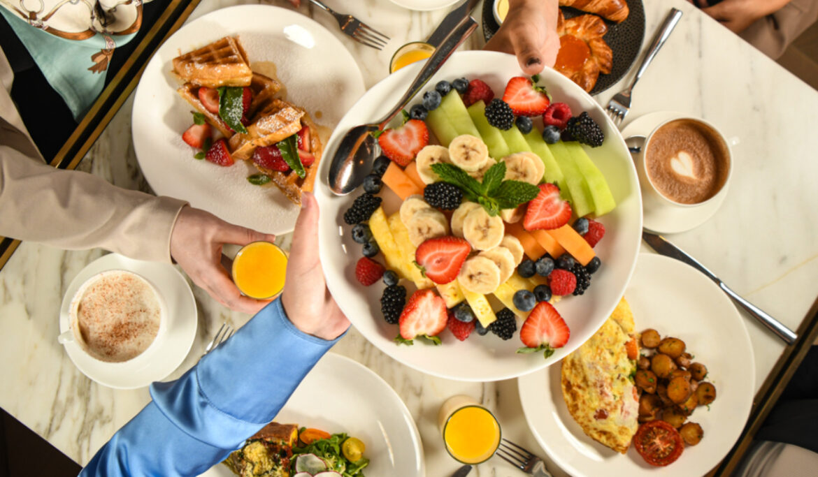 Torali serves breakfast, lunch, dinner, and weekend brunch.