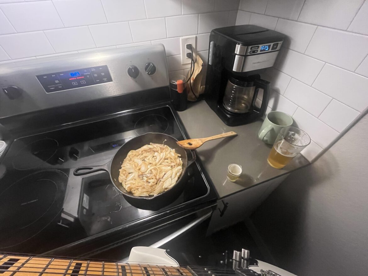 Anyone else up carmelizing they shit right now?