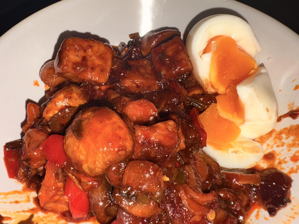 I balanced the spicy gochujang with honeyyy and goddamn i love my brain on wineee